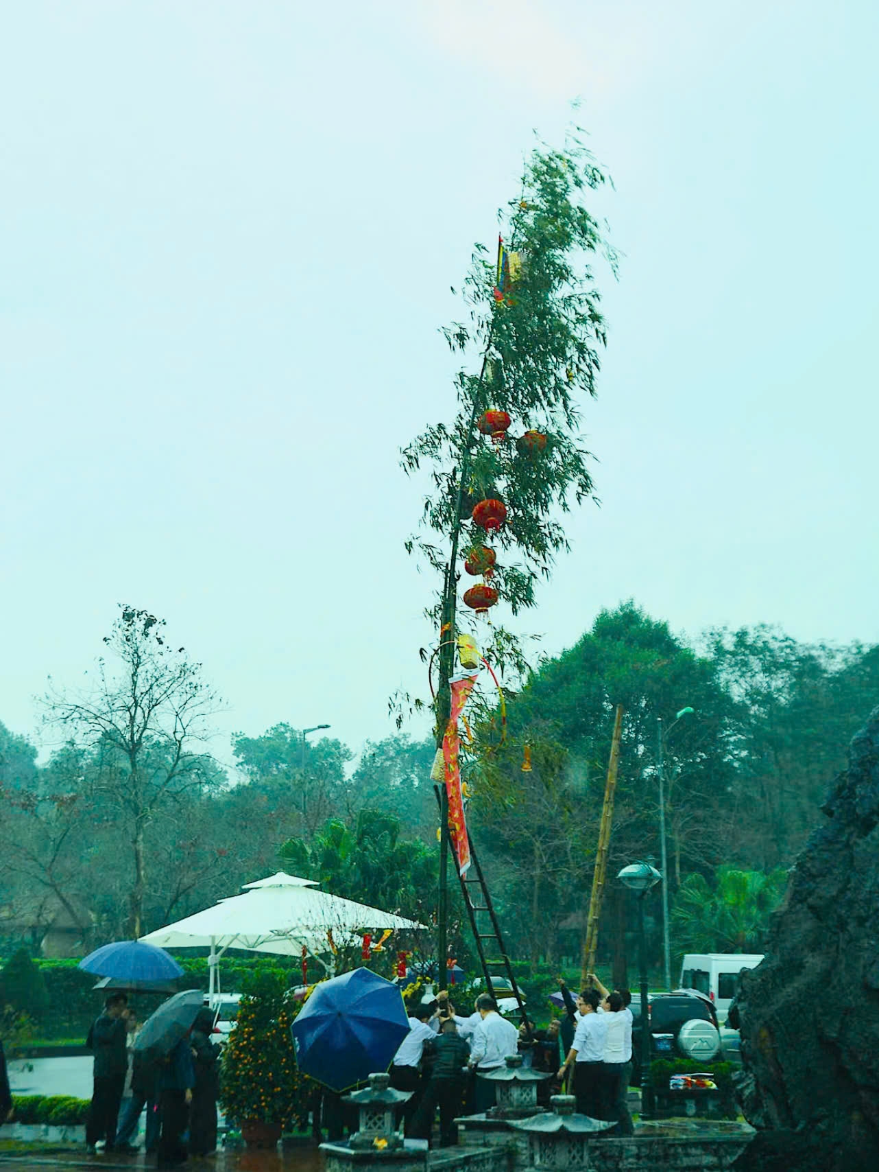 Lễ dựng cây nêu ngày Tết