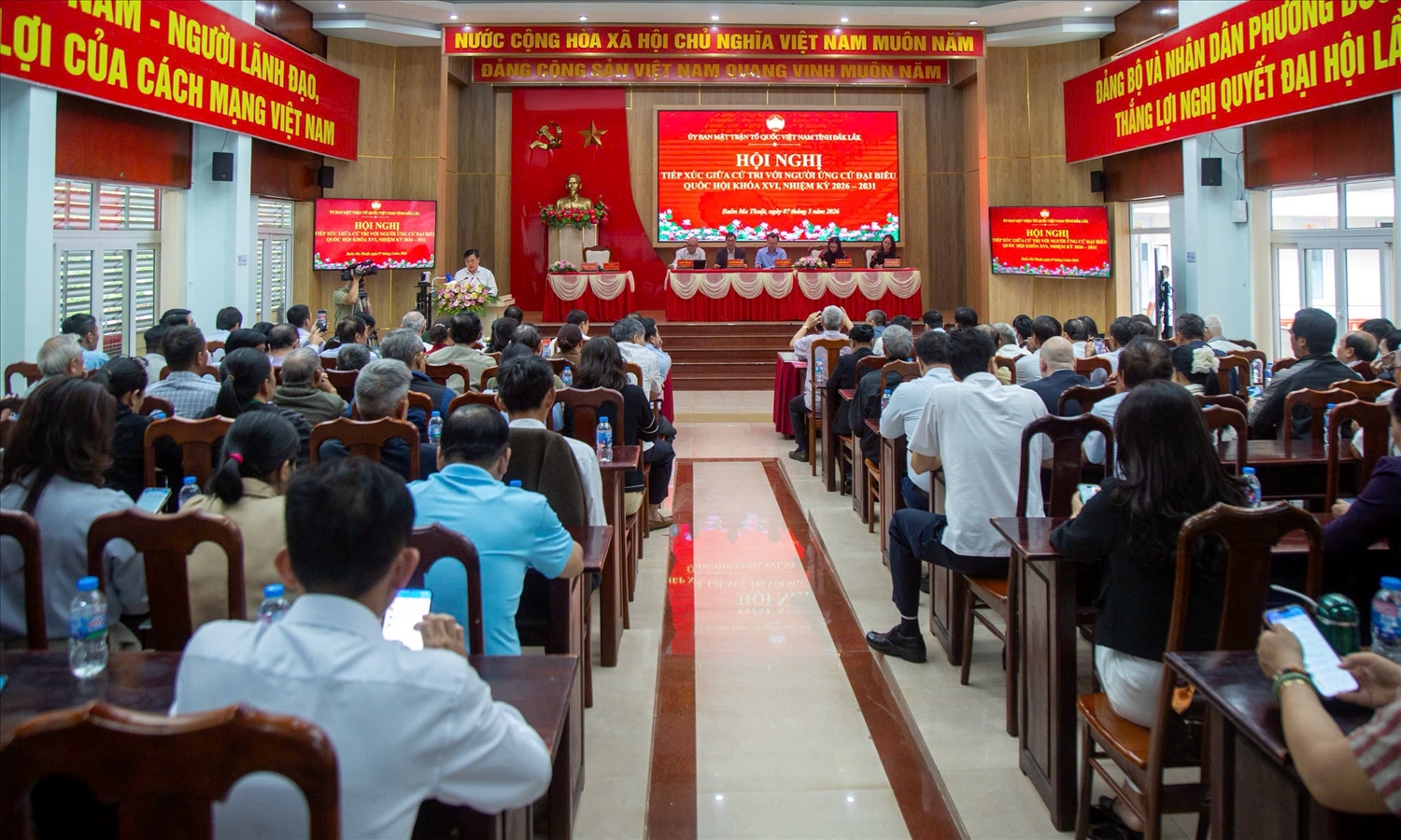 Hội nghị tiếp xúc cử tri nâng cao hiệu quả vận động