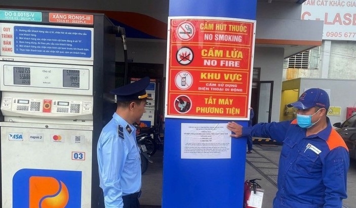 Chính phủ, các bộ, ngành liên quan đang chủ động triển khai nhiều giải pháp để mở rộng nguồn cung xăng dầu, ổn định thị trường và giữ vững an ninh năng lượng quốc gia (Ảnh MH).