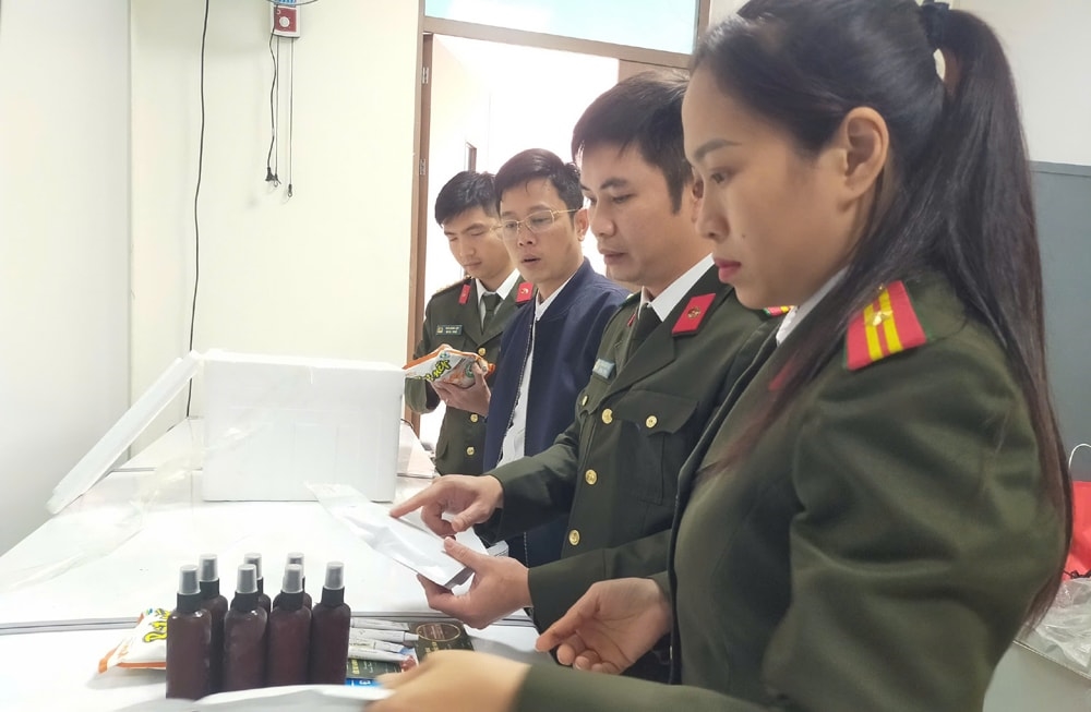 Ban chuyên án thu giữ nhiều tang vật, chứng cứ liên quan.