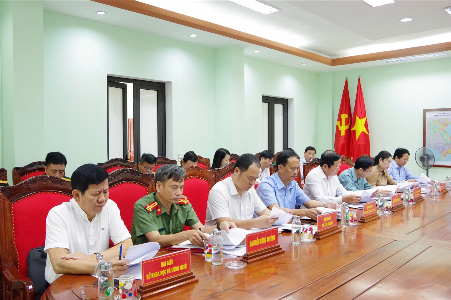 Đại biểu tham dự hội nghị