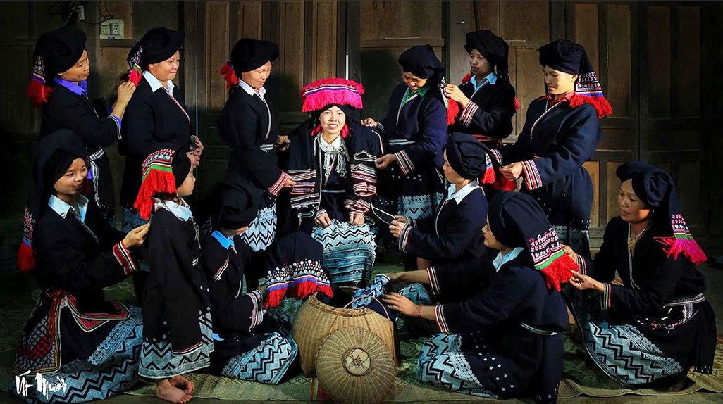 Cô Dâu trong ngày cưới (Ảnh: Út Mười) 