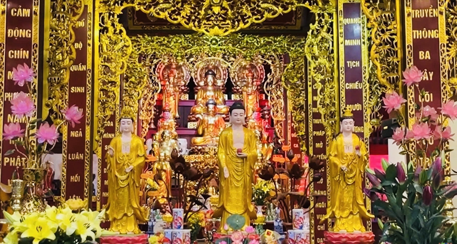 Trên diện tích khoảng 2,7 ha, chùa gồm các hạng mục chính như cung Tam Bảo, điện thờ Đức Thánh Trần, điện thờ Đức Thánh Mẫu và Tam Quan