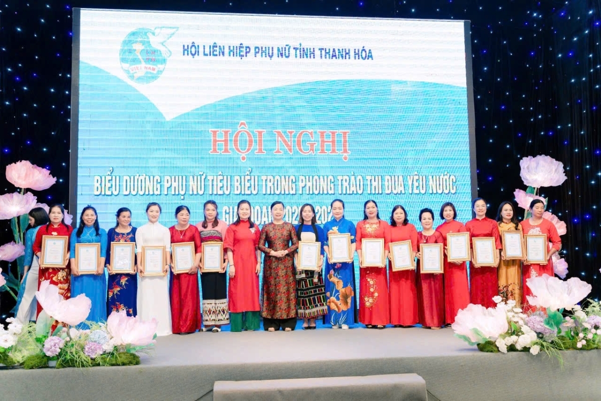 Chị Lực được Hội Liên hiệp Phụ nữ tỉnh Thanh Hoá vinh danh là phụ nữ tiêu biểu làm kinh tế giỏi giai đoạn 2020 – 2025.