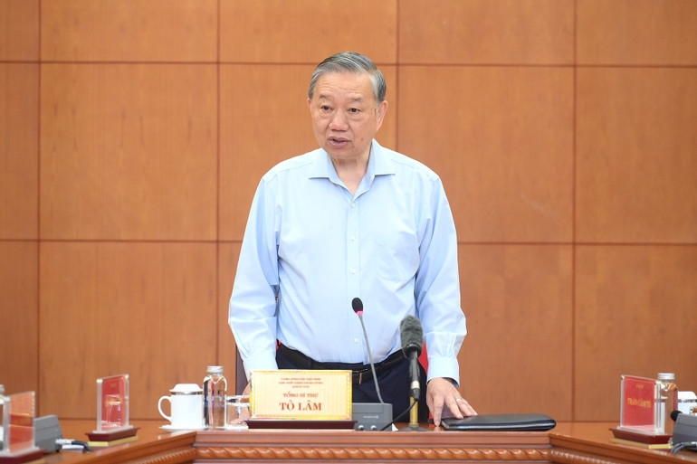 Tổng Bí thư Tô Lâm phát biểu chỉ đạo cuộc họp. (Ảnh: ĐĂNG KHOA) 