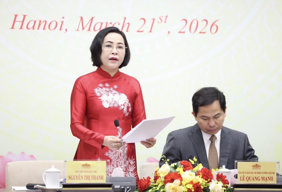 Phó Chủ tịch Quốc hội Nguyễn Thị Thanh phát biểu khai mạc họp báo. Ảnh: Quốc hội