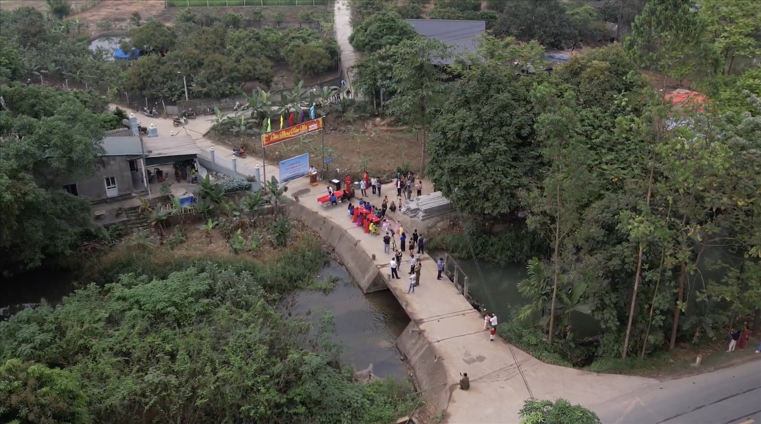 Công trình cầu Đập 18 góc nhìn trên cao, nơi thường xuyên bị chia cắt do mưa bão