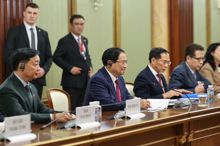 Đoàn đại biểu Việt Nam tham dự Hội đàm. (Ảnh: VGP/Nhật Bắc)