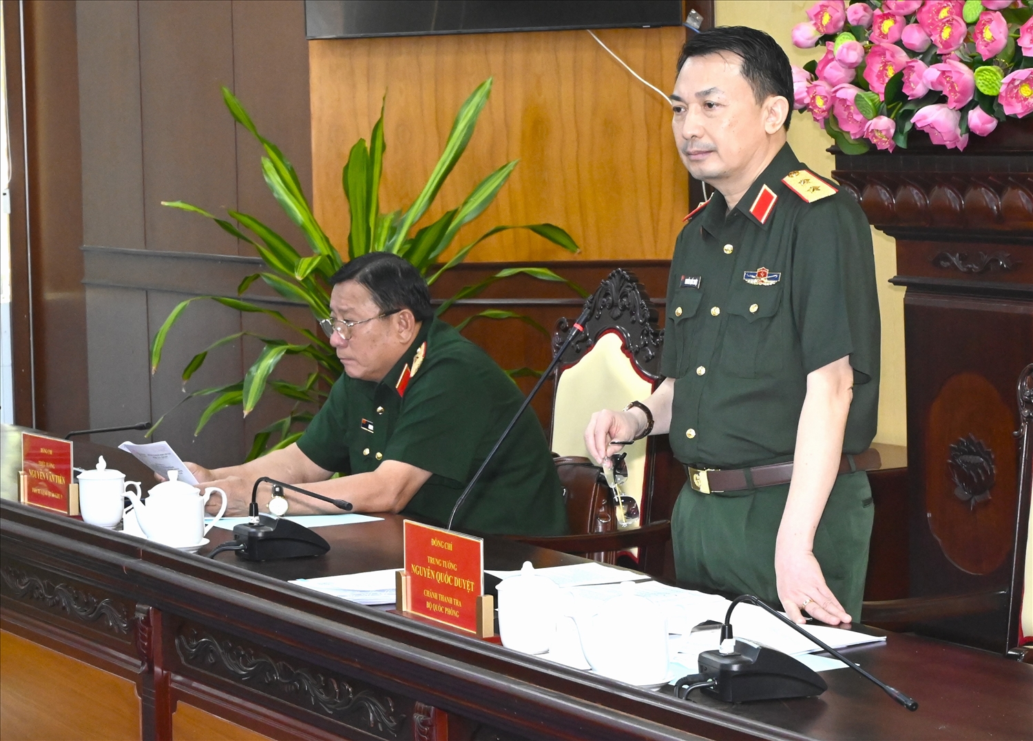 Trung tướng Nguyễn Quốc Duyệt, Chánh Thanh tra Bộ Quốc phòng phát biểu tại hội nghị