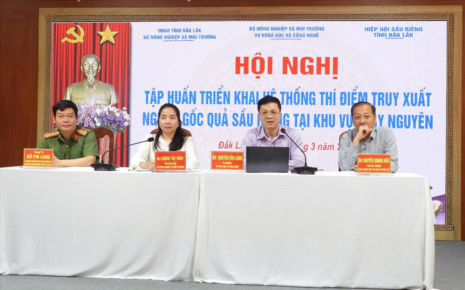 Các cơ quan quản lý lắng nghe phản hồi các đại biểu tại hội nghị