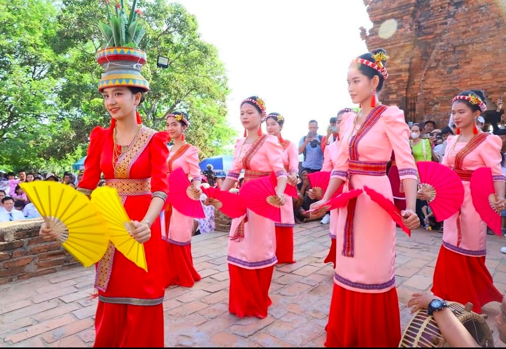 Ngày Văn hoá các dân tộc Việt Nam tại Khánh Hoà sẽ có nhiều hoạt động văn hoá, thể thao đặc sắc. (Ảnh: X.H)