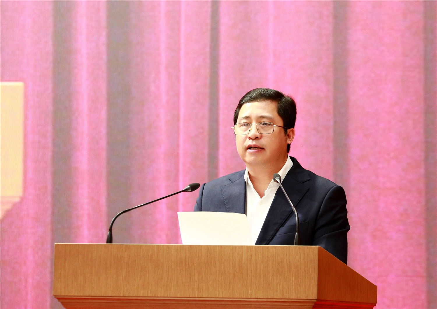 Bí thư tỉnh ủy Lào Cai Dương Quốc Huy đề nghị các cấp, các ngành, các địa phương bắt tay ngay vào công việc của nhiệm kỳ mới (Ảnh Trọng Bảo)