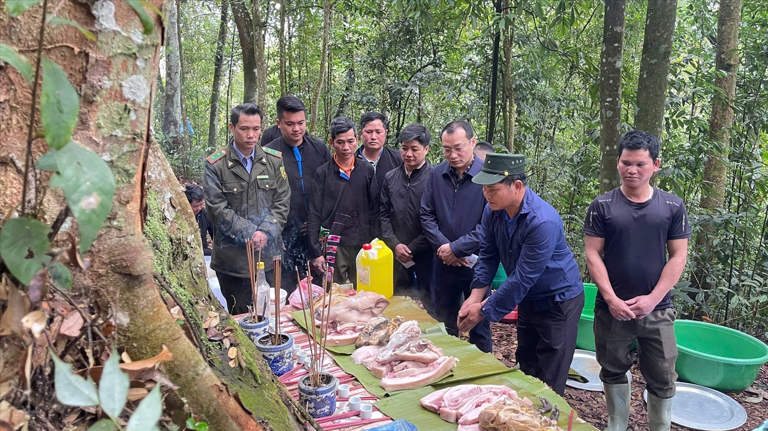 Lễ cúng rừng của người dân Tả Củ Tỷ , Ảnh Trọng Bảo