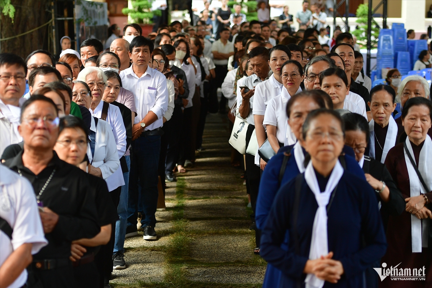 Lãnh đạo Bộ Dân tộc và Tôn giáo viếng Đức Hồng y Gioan Baotixita Phạm Minh Mẫn 6
