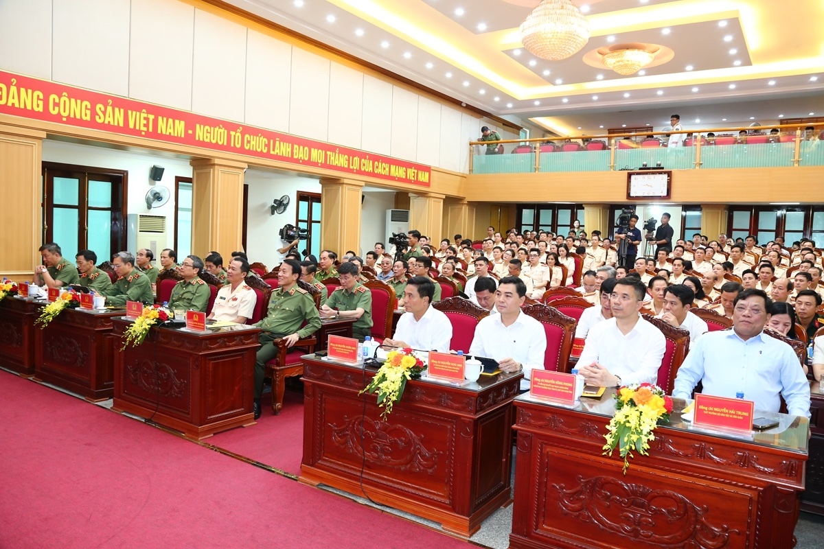 Các đại biểu tham dự Hội nghị