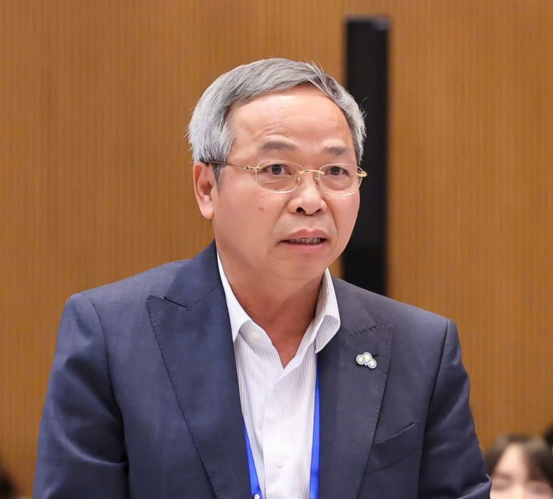 Chủ tịch Tập đoàn Công nghệ CMC Nguyễn Trung Chính đề xuất khái niệm ""Nền kinh tế AI" - Ảnh: VGP