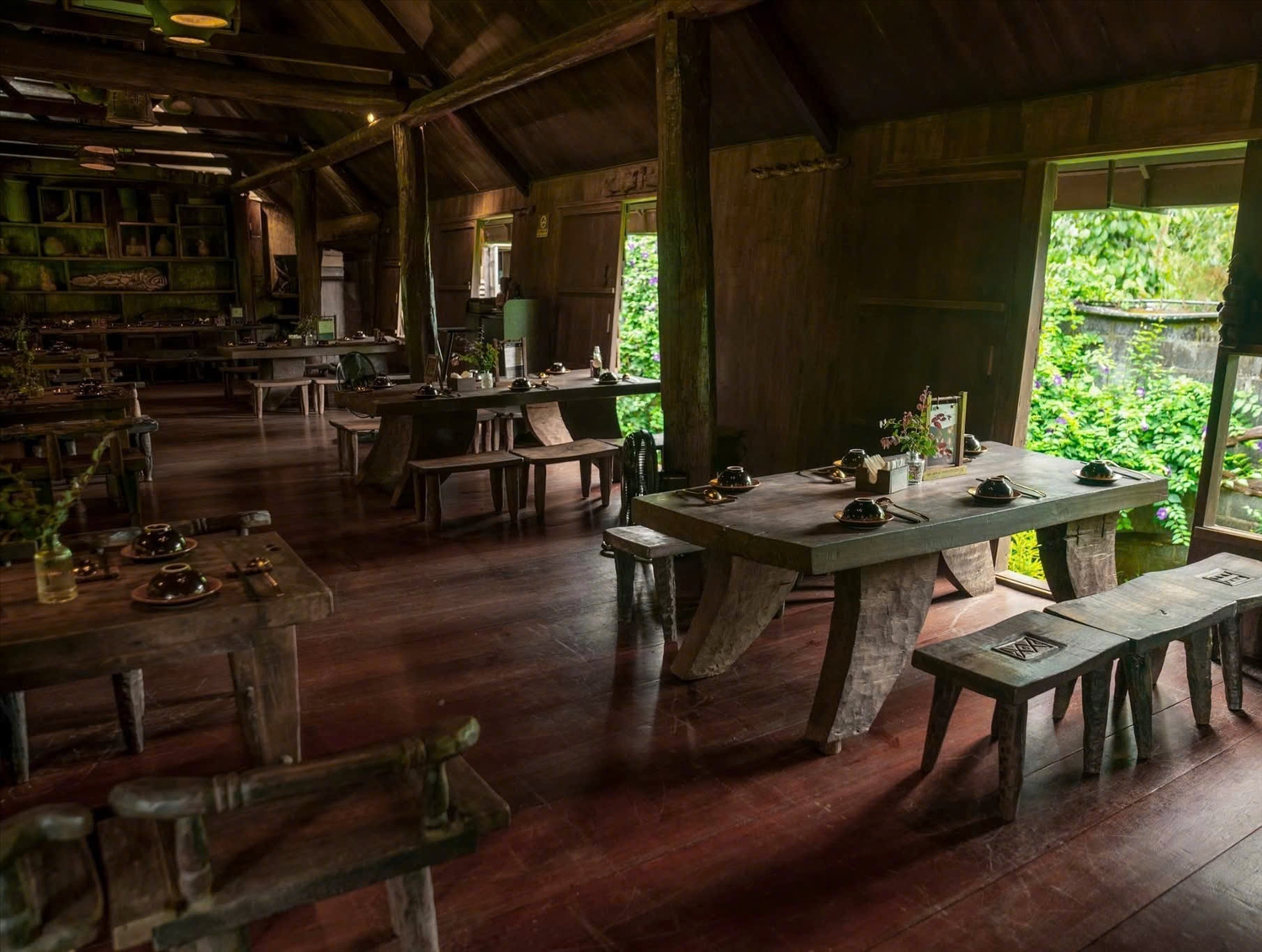 Không gian thưởng thức cà phê ở Arul