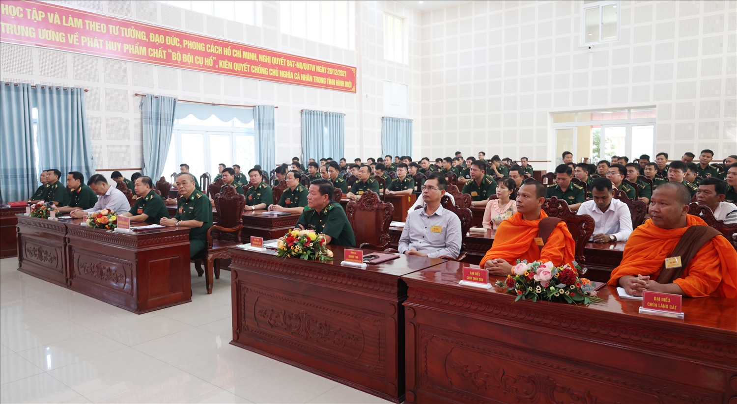 Các đại biểu tham dự Hội thi tiếng DTTS khu vực IV tại An Giang 