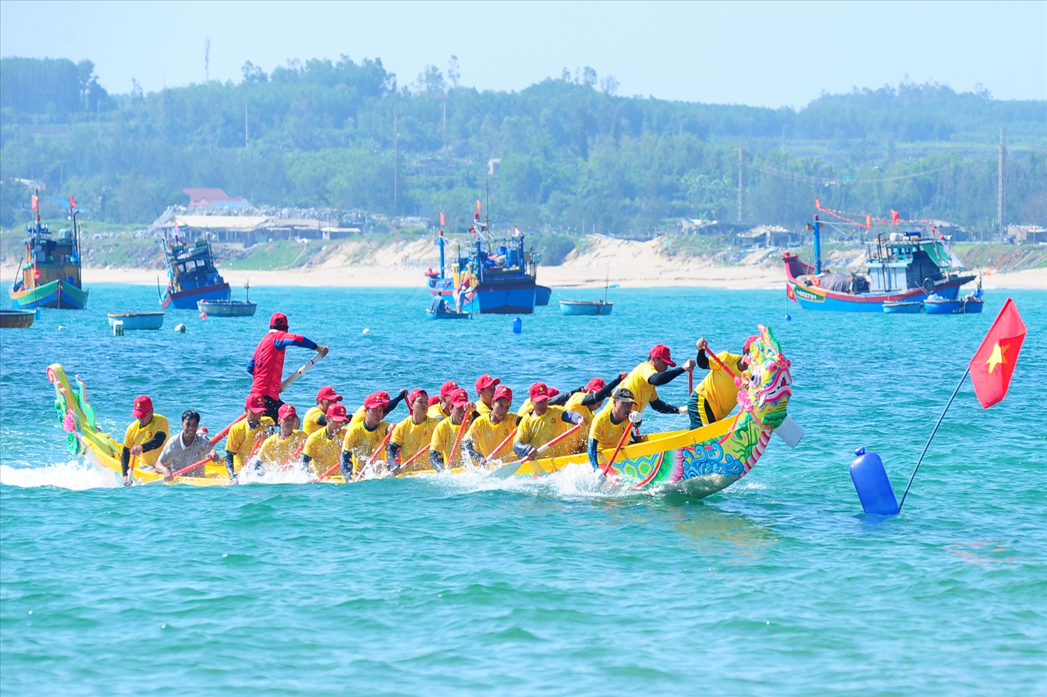 Quyết liệt trong từng động tác.