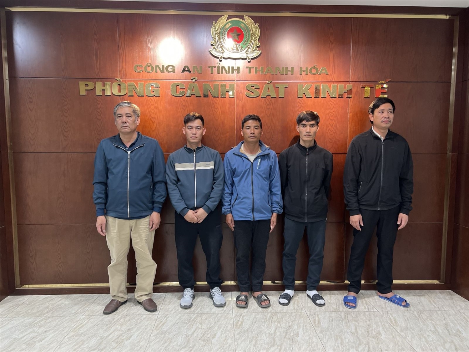 Cơ quan Cảnh sát Điều tra, Công an tỉnh Thanh Hoá khởi tố các đối tượng thu mua, giết mổ lợn nhiễm bệnh.