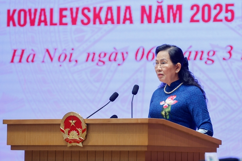 Đồng chí Lê Thị Thủy, Ủy viên Trung ương Đảng, Bí thư Đảng ủy Trung ương Hội Liên hiệp Phụ nữ Việt Nam phát biểu - Ảnh: VGP/Nhật Bắc