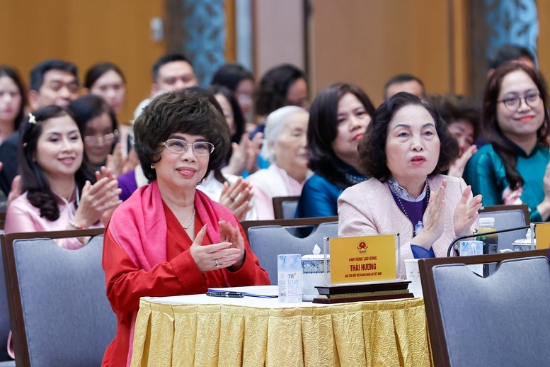 Các đại biểu tham dự buổi gặp mặt - Ảnh: VGP/Nhật Bắc