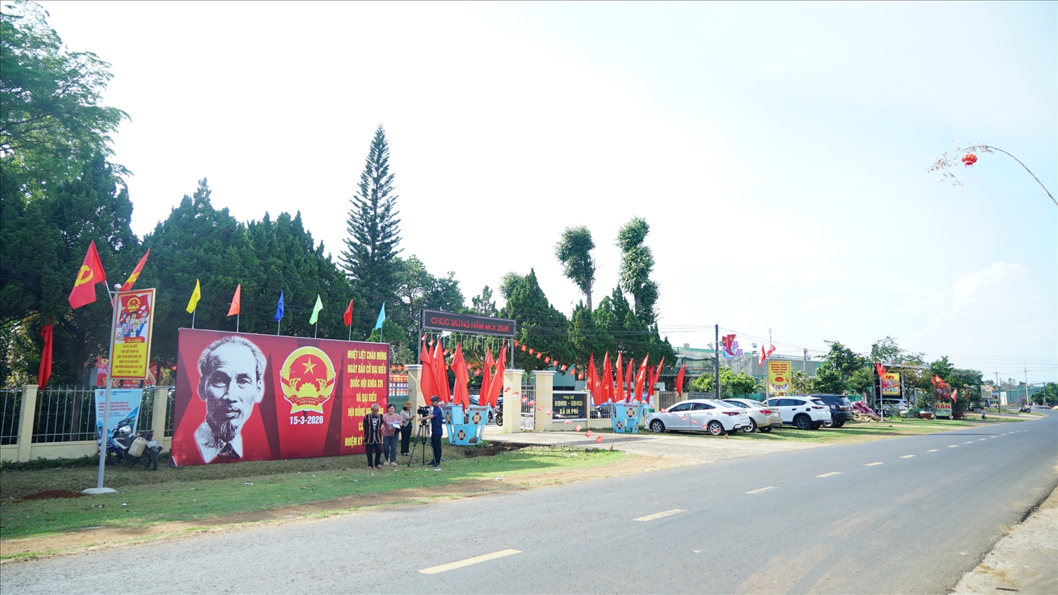 Không khí chuẩn bị cho ngày hội non sông tại xã Ia Phí đang lan tỏa từng ngày