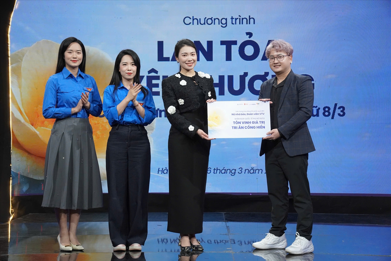 (TIN NGỌC XIN NGOẠI GIAO) Lan tỏa yêu thương nhân ngày Quốc tế Phụ nữ 4