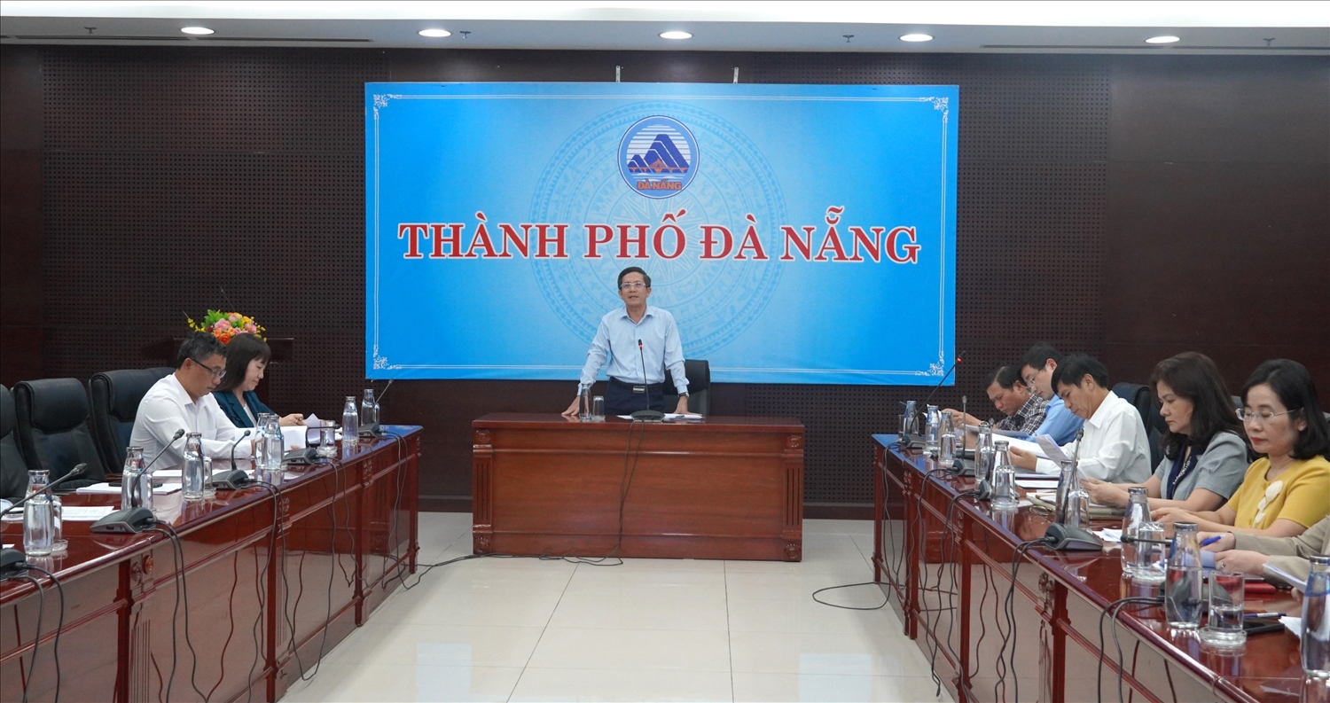 Phó Chủ tịch UBND TP. Đà Nẵng Trần Nam Hưng yêu cầu các đơn vị tập trung cao độ, triển khai quyết liệt, hiệu quả các Chương trình MTQG. (Ảnh Mai Chi)