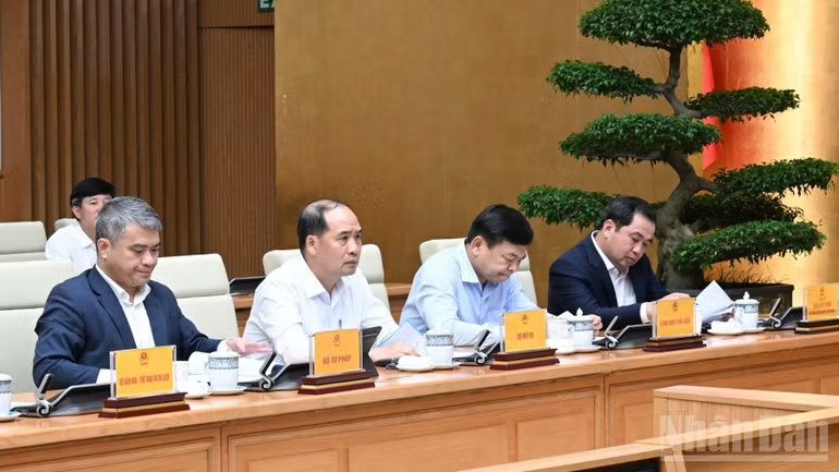 Các đại biểu tham dự hội nghị. (Ảnh TRẦN HẢI) 