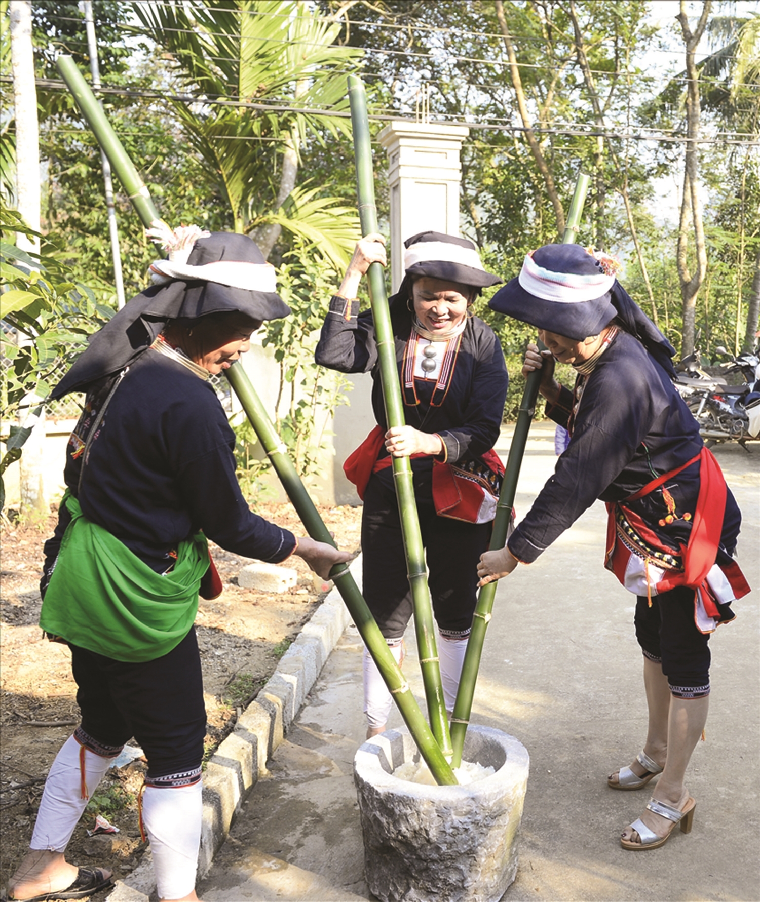 Các nghi lễ, phong tục của người Dao trong dịp Tết năm cùng được bảo tồn, phát huy