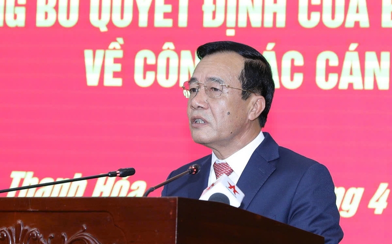 Tân Bí thư Tỉnh ủy Lê Đức Thái phát biểu nhận nhiệm vụ. Ảnh: Minh Hiếu