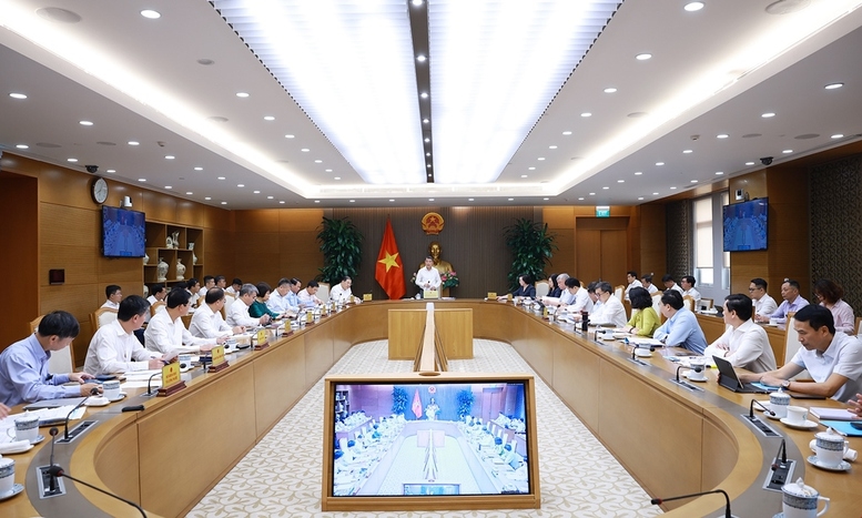 Thủ tướng Chính phủ Lê Minh Hưng chủ trì cuộc làm việc với Bộ Y tế về tình hình triển khai các nhiệm vụ được giao của Bộ Y tế - Ảnh: VGP/Nhật Bắc