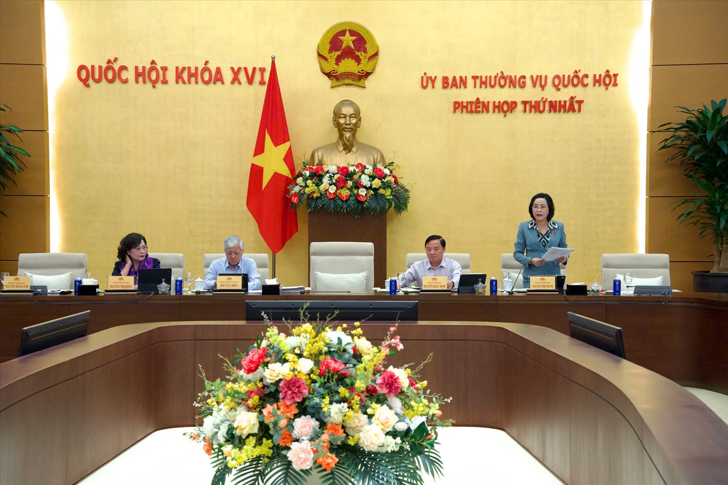 Phó Chủ tịch Quốc hội Nguyễn Thị Thanh kết luận. Ảnh: QH