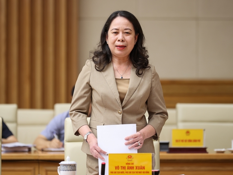 Đồng chí Võ Thị Ánh Xuân, Bí thư Trung ương Đảng, Phó Chủ tịch nước, Phó Chủ tịch Thứ nhất Hội đồng phát biểu - Ảnh: VGP/Nhật Bắc