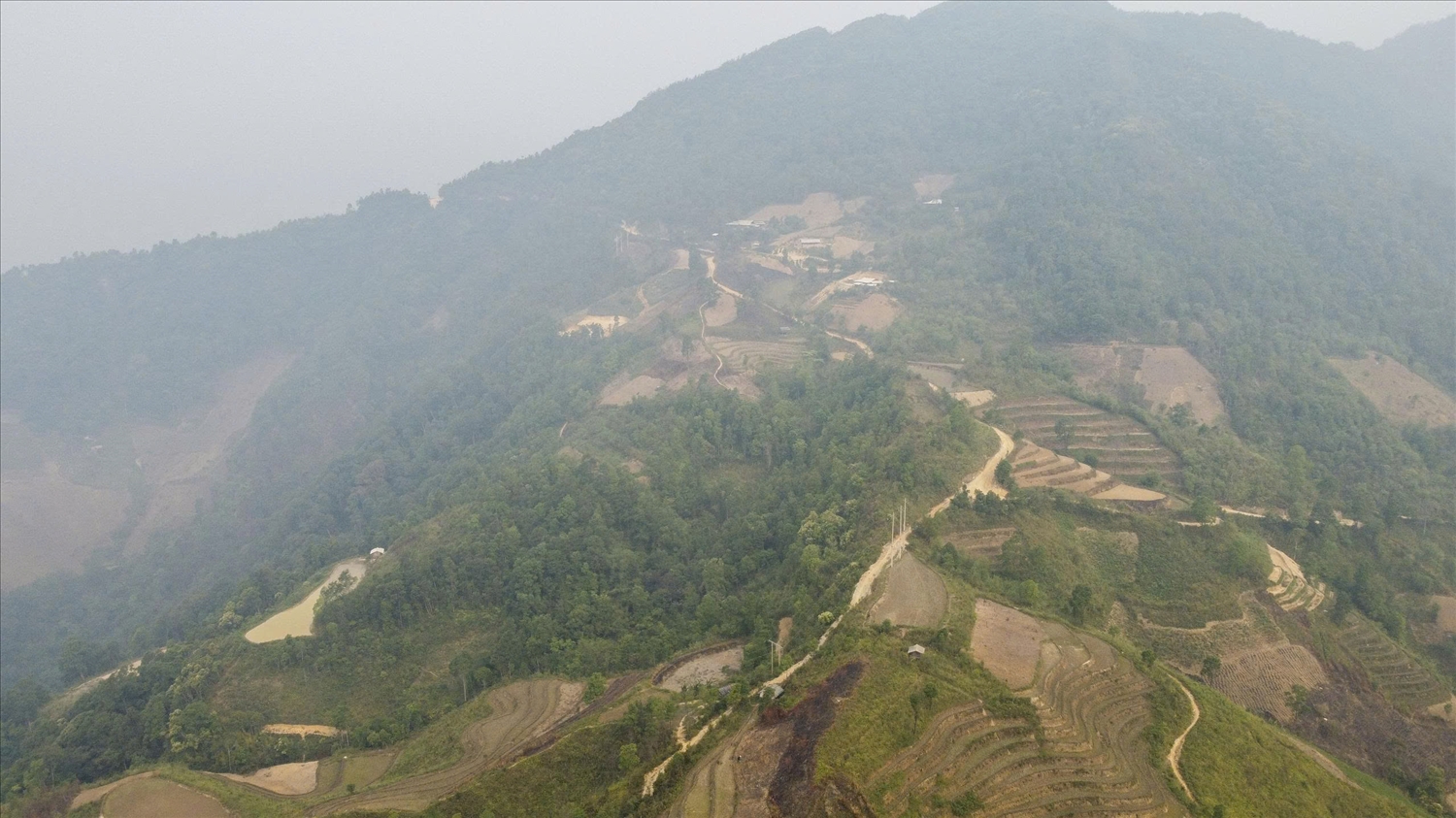 Nả Háng là một trong những thôn khó khăn nhất tỉnh Lào Cai (Ảnh Trọng Bảo)