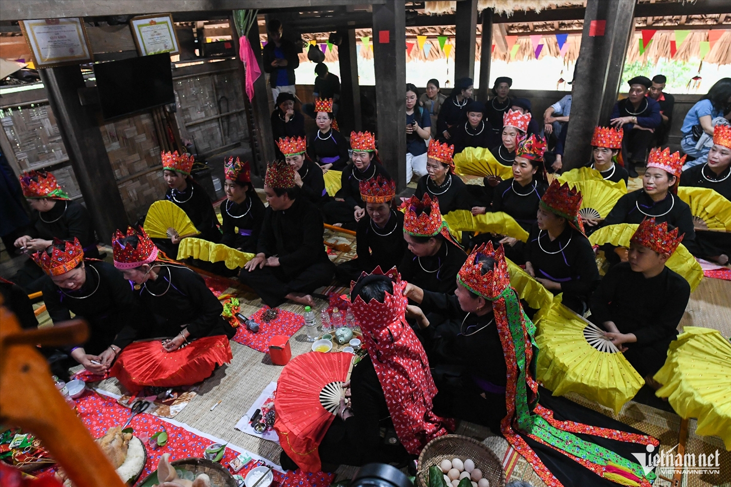 (TIN DẪN) Xem người Tày, Khmer, Chu Ru... làm lễ son tràng, cúng trăng giữa lòng Hà Nội 4