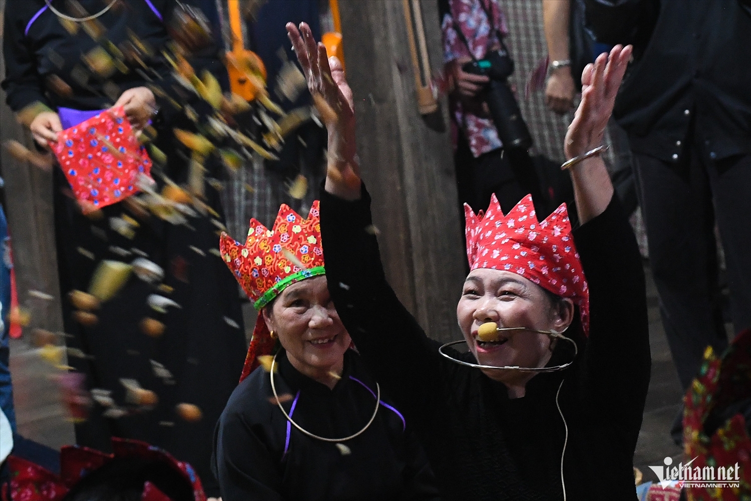 (TIN DẪN) Xem người Tày, Khmer, Chu Ru... làm lễ son tràng, cúng trăng giữa lòng Hà Nội 6