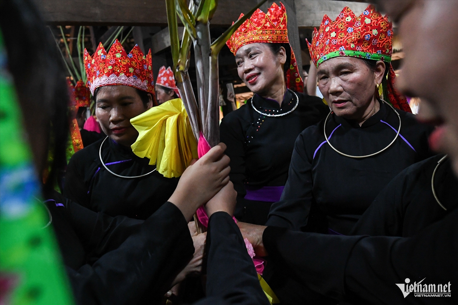 (TIN DẪN) Xem người Tày, Khmer, Chu Ru... làm lễ son tràng, cúng trăng giữa lòng Hà Nội 7