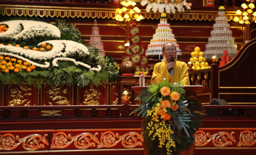 Thượng tọa Thích Đạo Hiển trình bày tiểu sử và đóng góp của Đệ nhị Tổ Pháp Loa với sự phát triển của Phật giáo Trúc Lâm