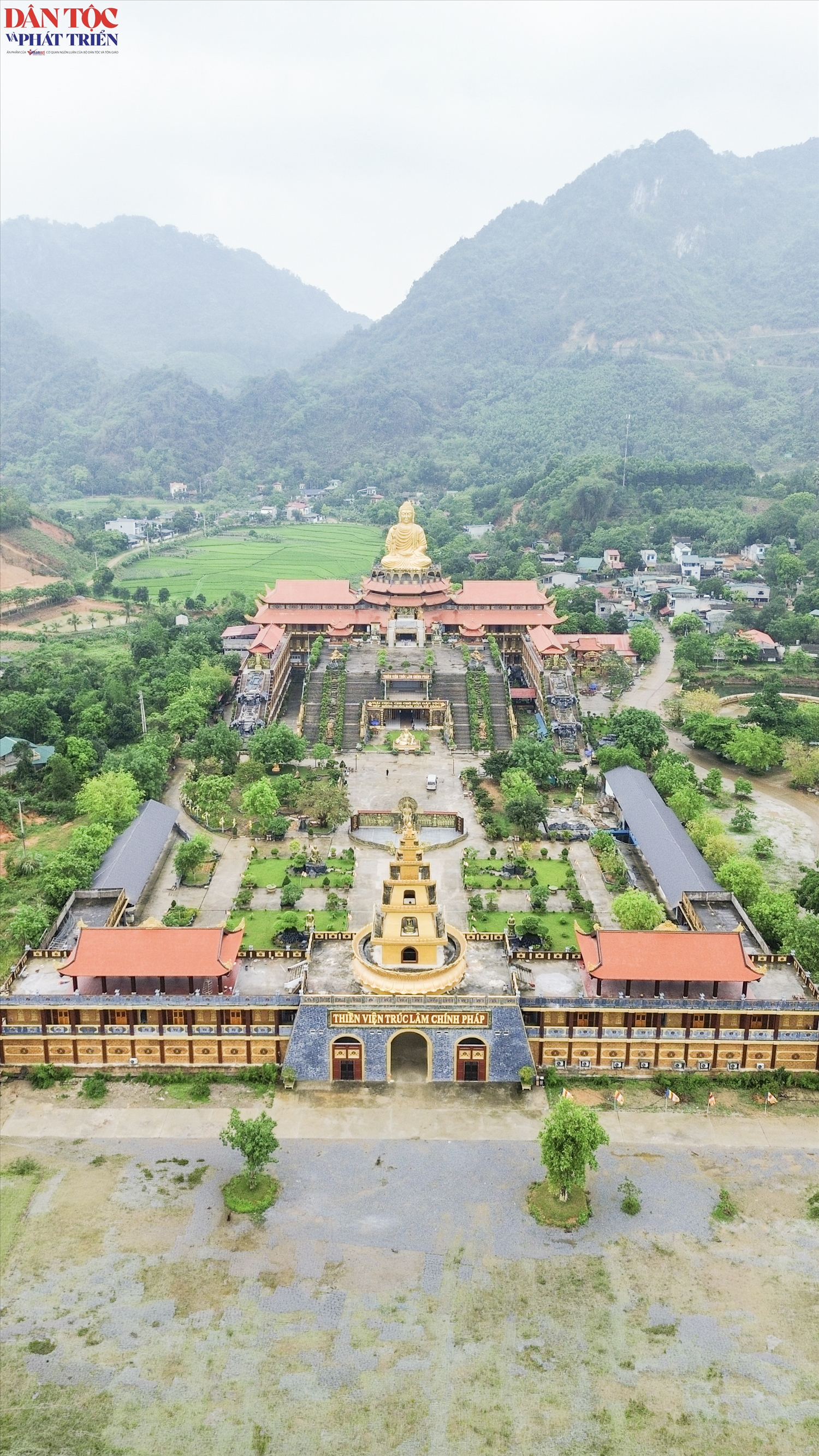 Được khởi công xây dựng từ năm 2019 trên diện tích hơn 20 ha, Thiền viện được quy hoạch với nhiều hạng mục lớn, mang đậm dấu ấn kiến trúc Phật giáo Thiền phái Trúc Lâm.