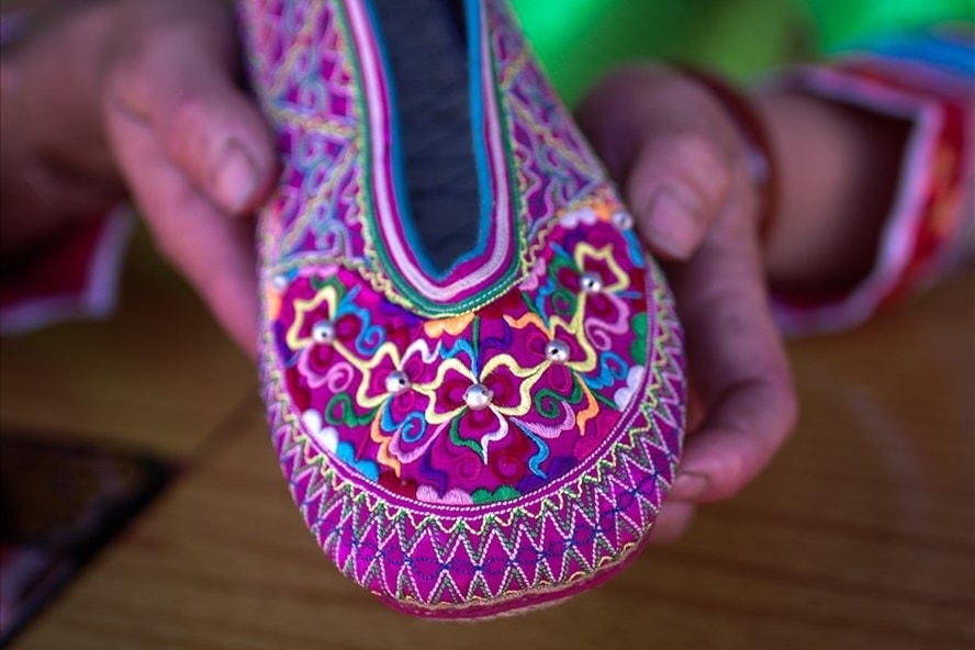 Giày thêu của người Xạ Phang ở Điện Biên là Di sản văn hóa phi vật thể quốc gia (Ảnh St)