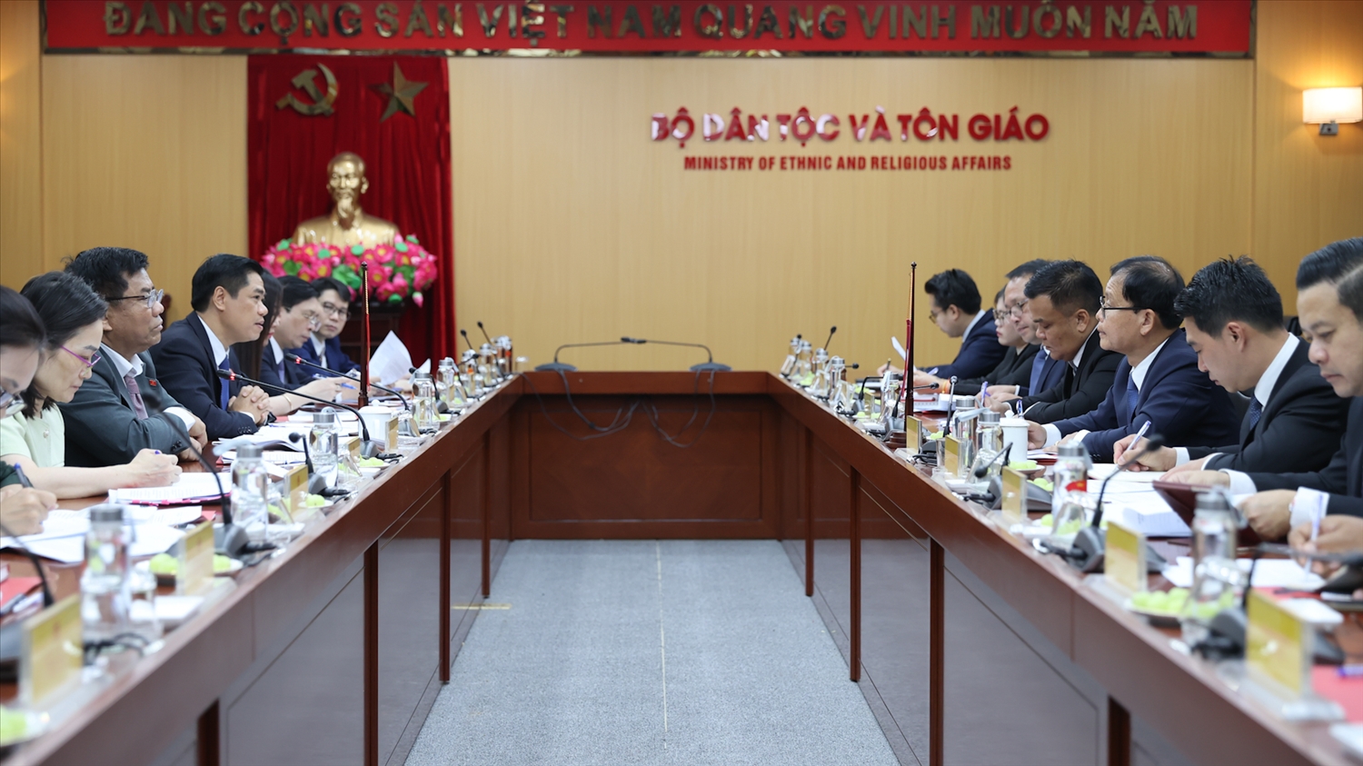 Quang cảnh cuộc hội đàm. Ảnh: Lê Anh Dũng