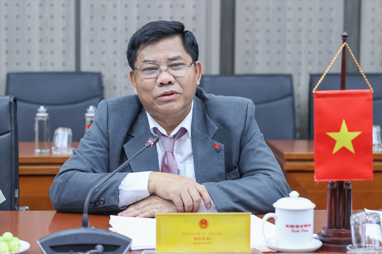 Thứ trưởng Bộ Dân tộc và Tôn giáo Y Thông phát biểu tại hội đàm (Ảnh. Lê Anh Dũng)