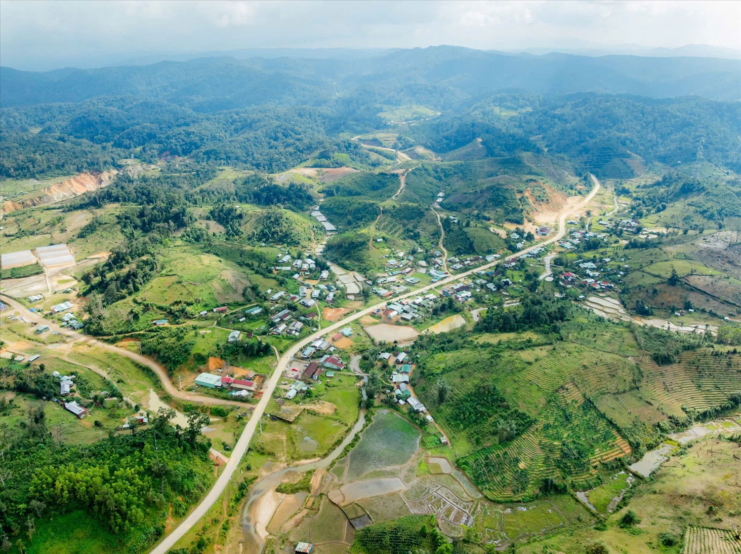 Thôn Kon Plông, xã Kon Plông sẽ tổ chức Lễ ra mắt làng du lịch cộng đồng và kết nối tour du lịch thác Sơ Roách vào ngày 28/4