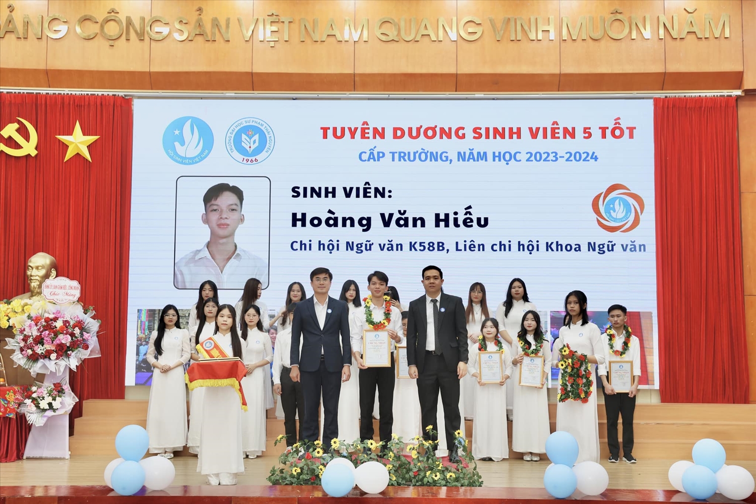 Khi mỗi người trẻ trở thành một đại sứ tri thức, những lời đồn thổi về Phí Phông hay ma quỷ không còn đất sống giữa đời thực