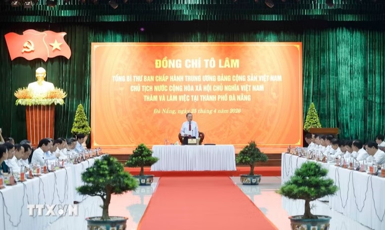 Tổng Bí thư, Chủ tịch nước Tô Lâm và Đoàn công tác của Trung ương đã làm việc với Ban Thường vụ Thành ủy Đà Nẵng - Ảnh: TTXVN