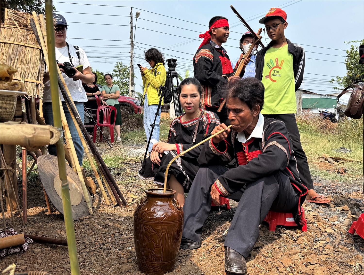 Em kg tin: Lễ cúng cầu mưa của người Ê Đê giữa lòng phố thị 9