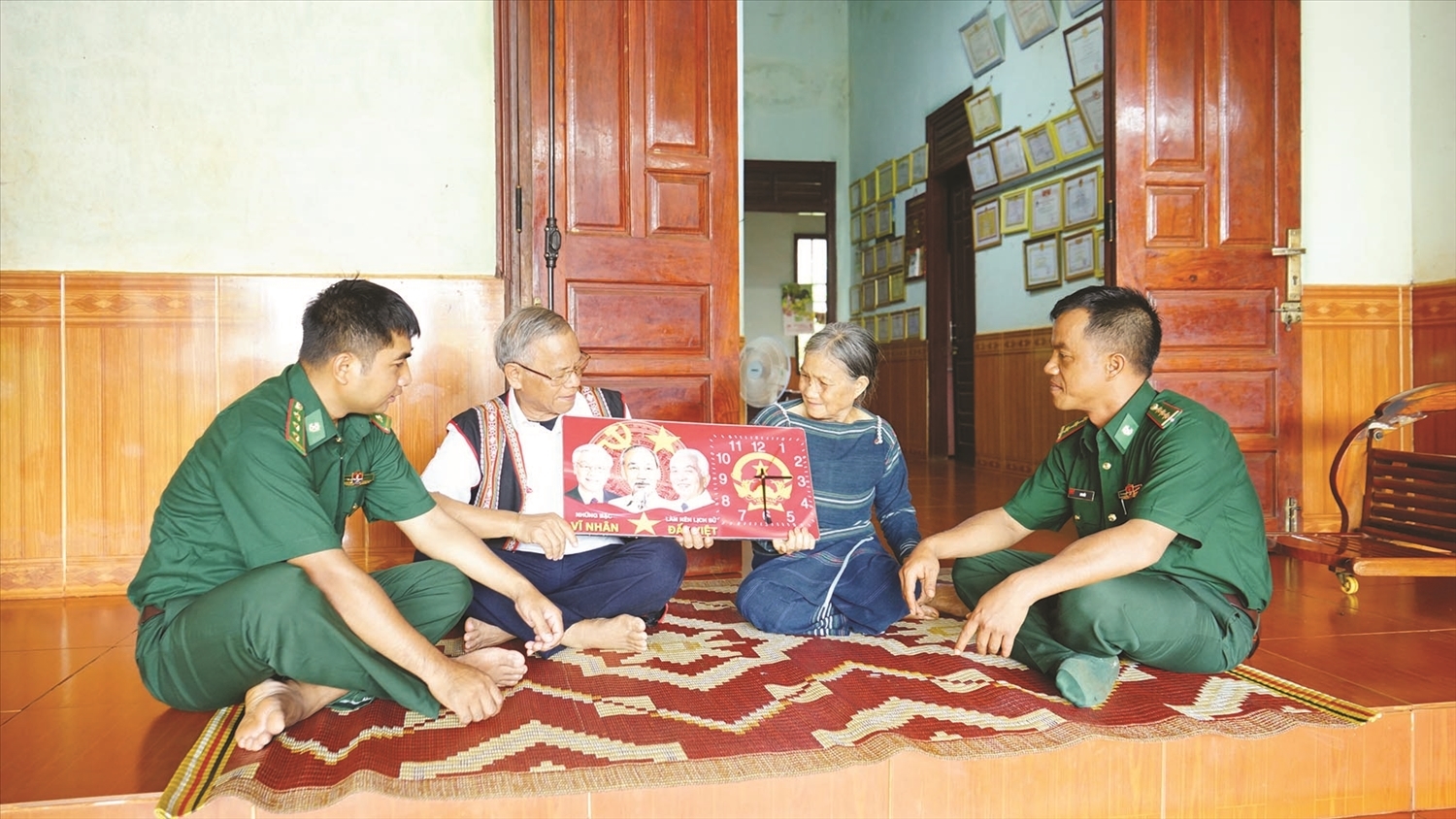 Người có uy tín Rơ Châm Ét, xã Ia Pnôn luôn ghi nhớ lời dặn Bác Hồ trong xây dựng khối đại đoàn kết toàn dân tộc