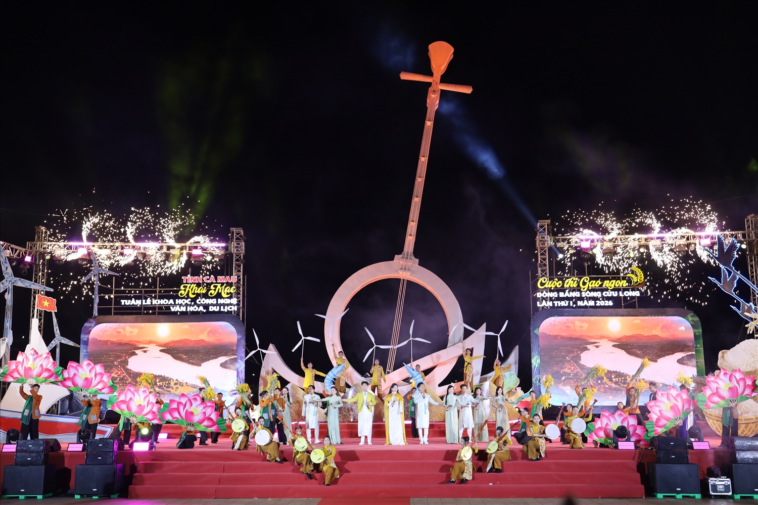 Một tiết mục chào mừng khai mạc Tuần lễ